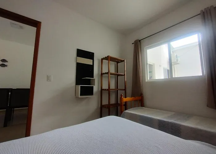 Casa A 300 Metros Do Mar Com Piscina